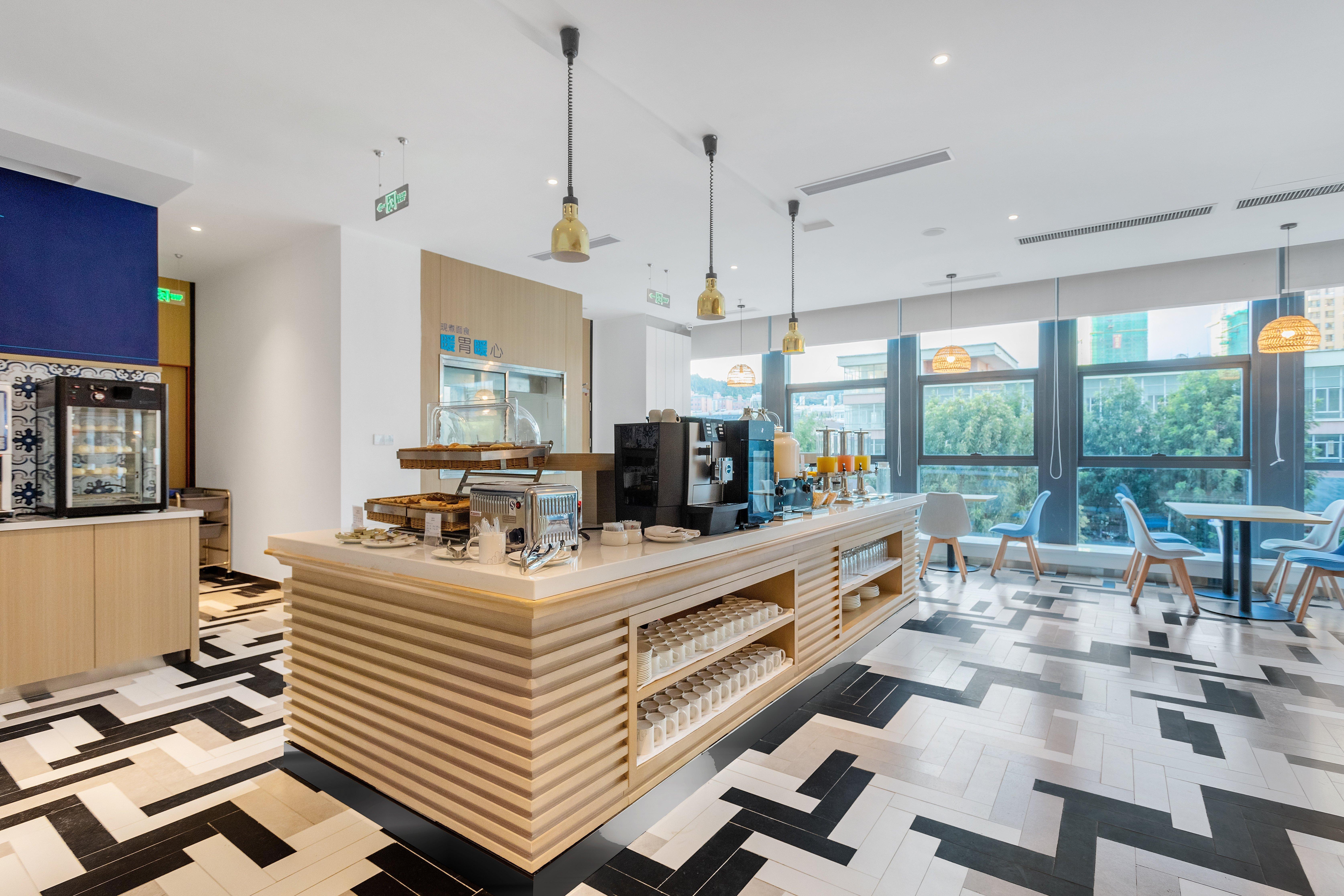 Holiday Inn Express Dali Xiaguan By Ihg מראה חיצוני תמונה