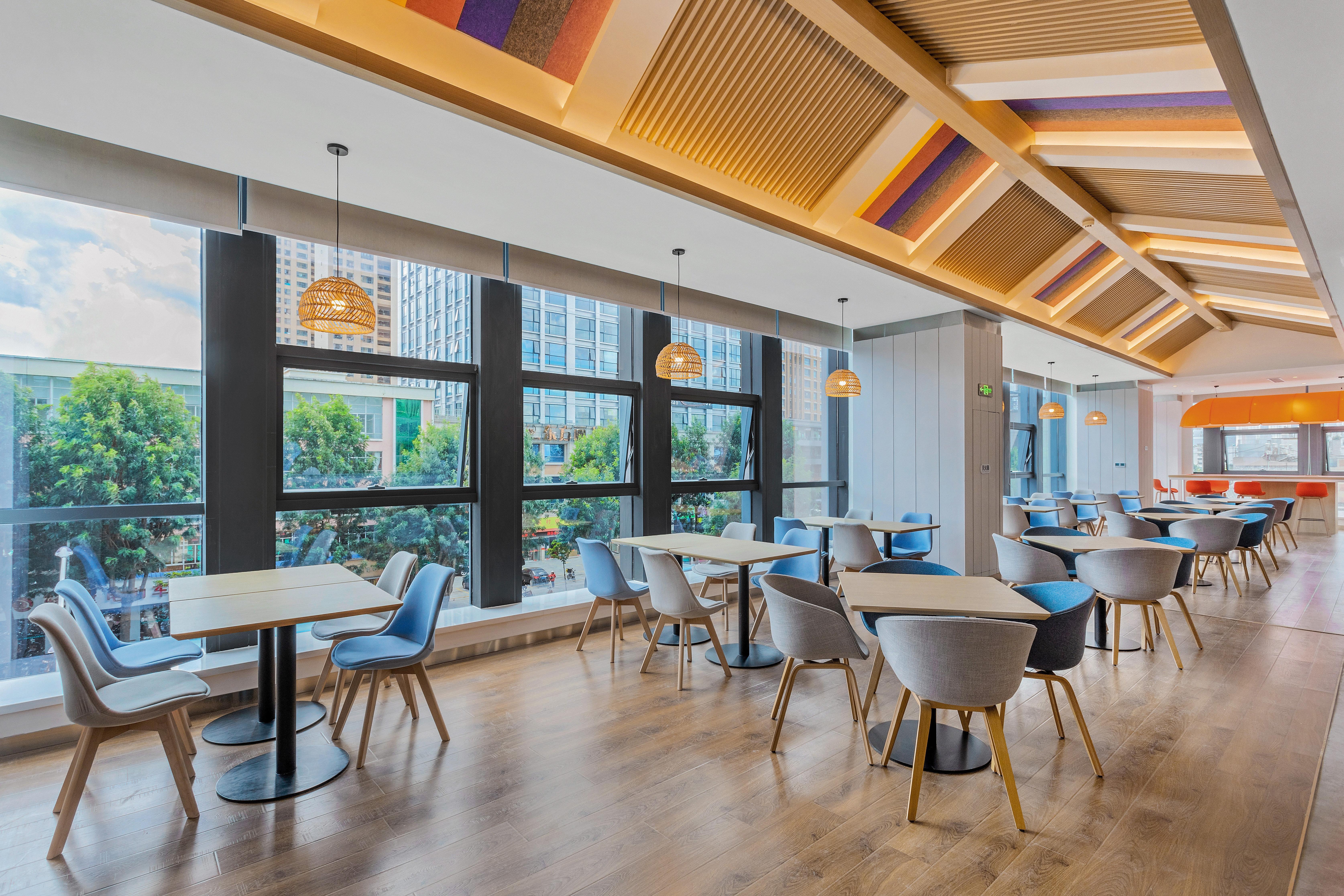 Holiday Inn Express Dali Xiaguan By Ihg מראה חיצוני תמונה