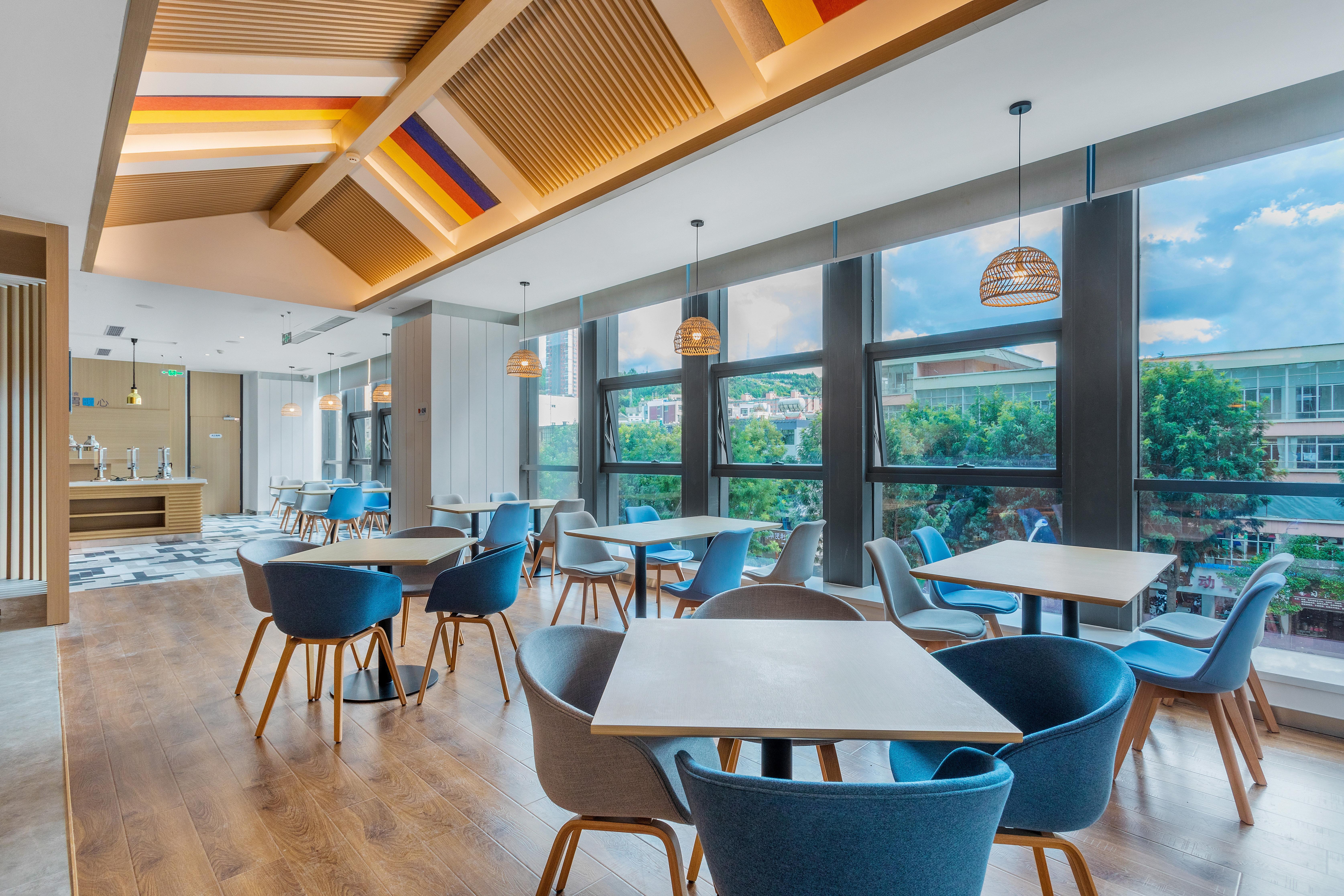 Holiday Inn Express Dali Xiaguan By Ihg מראה חיצוני תמונה